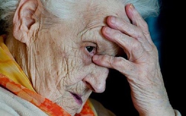 Chăm Sóc Người Cao Tuổi Bị Alzheimer